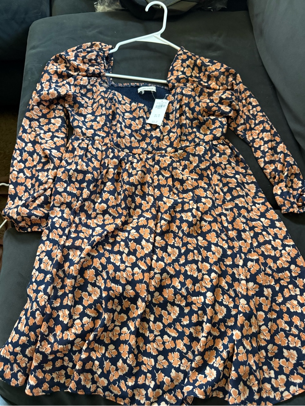 Women’s Abercrombie and Fitch  Navy Blue Floral Puff-Sleeve Dress Large Petite